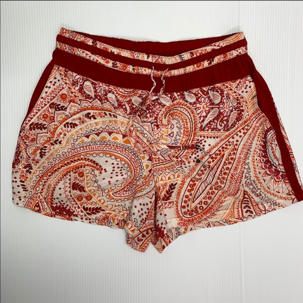 Hei Hei Anthropologie Shorts Small Paisley Pockets